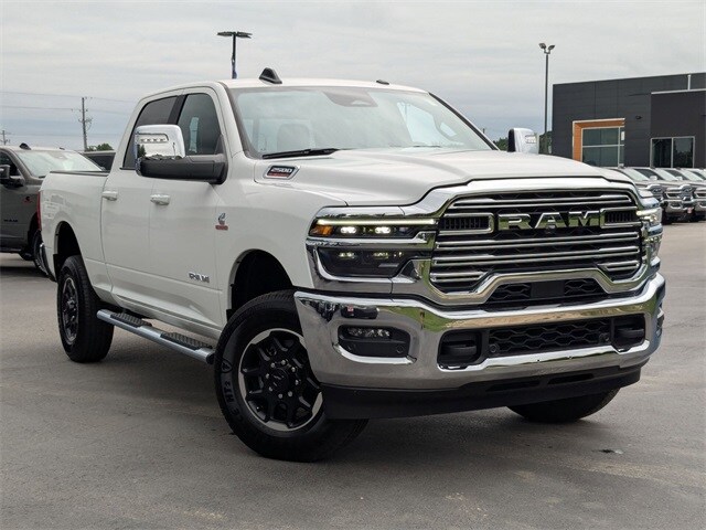 2025 Ram 2500 Laramie photo 2