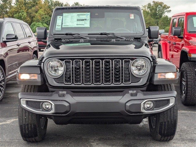 2025 Jeep Gladiator Sport S photo 3