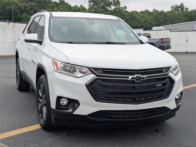 Used 2021 Chevrolet Traverse RS with VIN 1GNERJKWXMJ188665 for sale in Lillington, NC