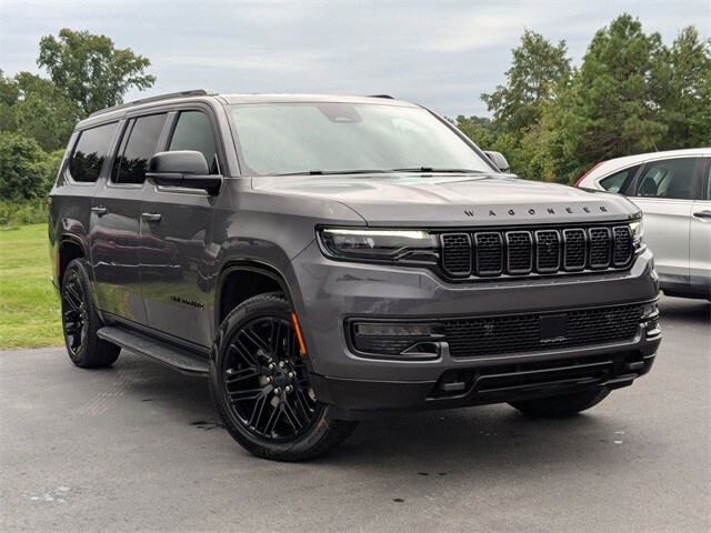 2025 Jeep Wagoneer L Carbide photo 2