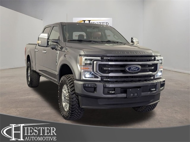 2022 Ford F-350 Super Duty Platinum's photo