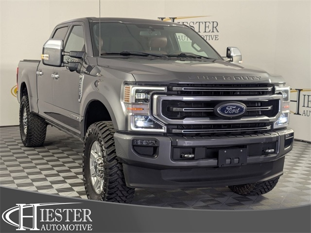 2022 Ford F-350 Super Duty Platinum's photo