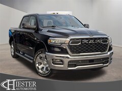 2026 Ram 1500 BIG HORN CREW CAB 4X4 5'7 BOX Pickup