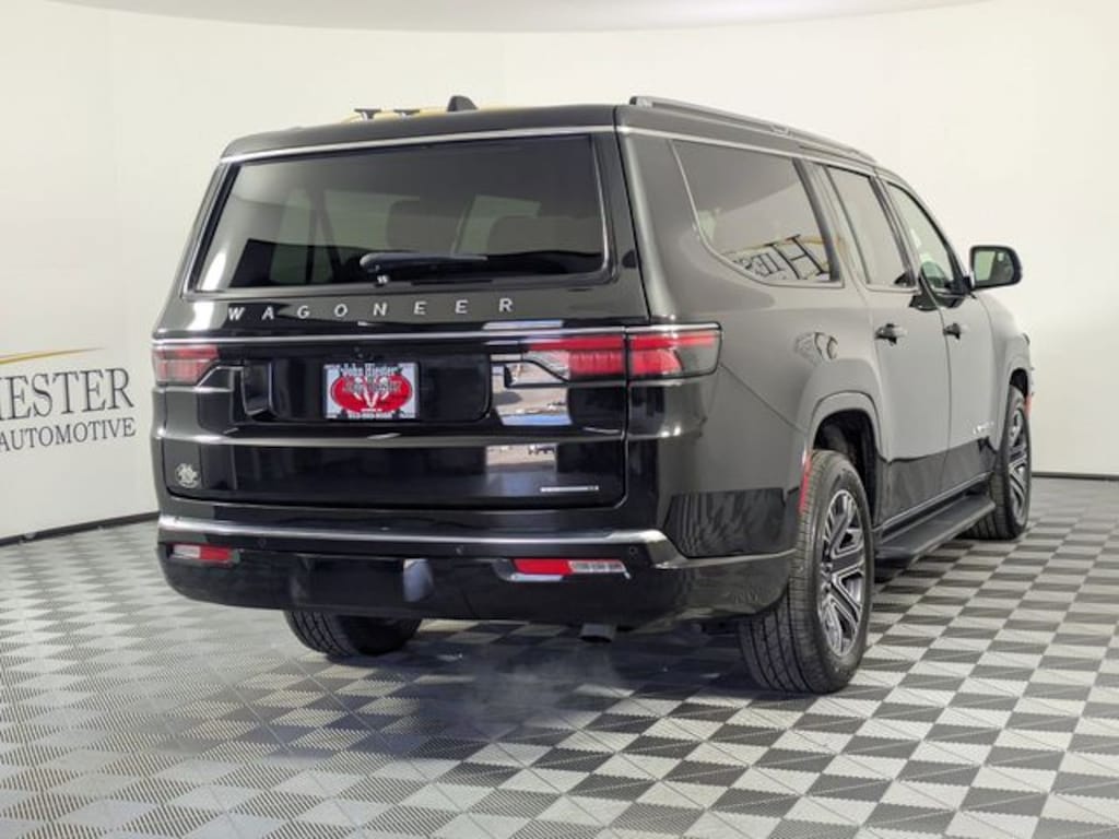 Used 2024 Jeep Wagoneer L Series II SUV