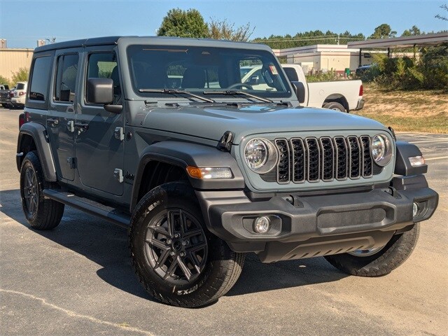 2025 Jeep Wrangler Sport S photo 2
