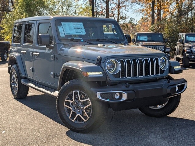 2026 Jeep Wrangler Sahara photo 2