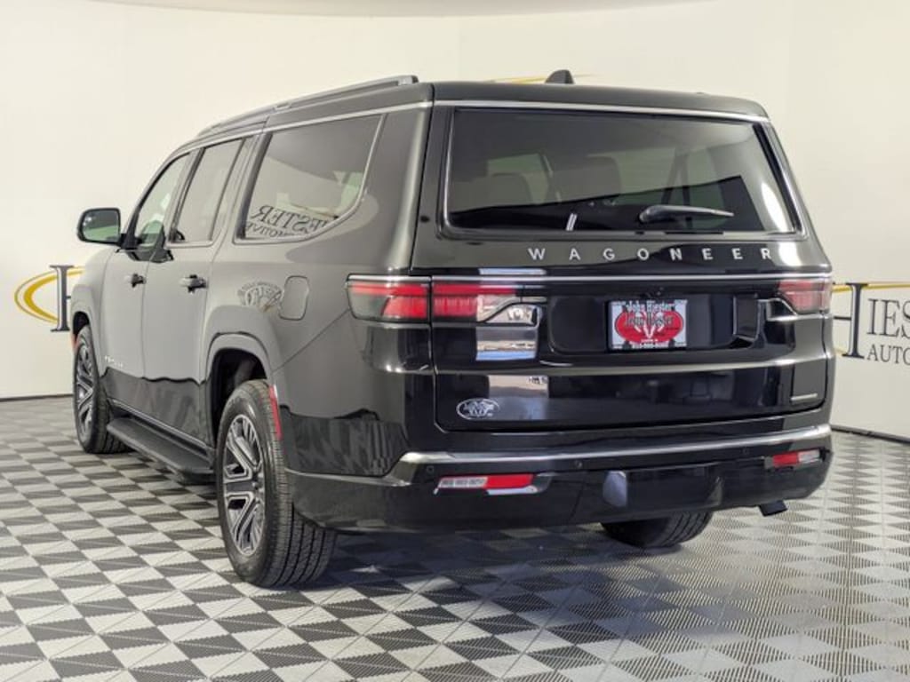 Used 2024 Jeep Wagoneer L Series II SUV