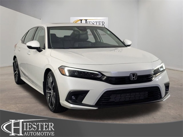 2024 Honda Civic Touring's photo