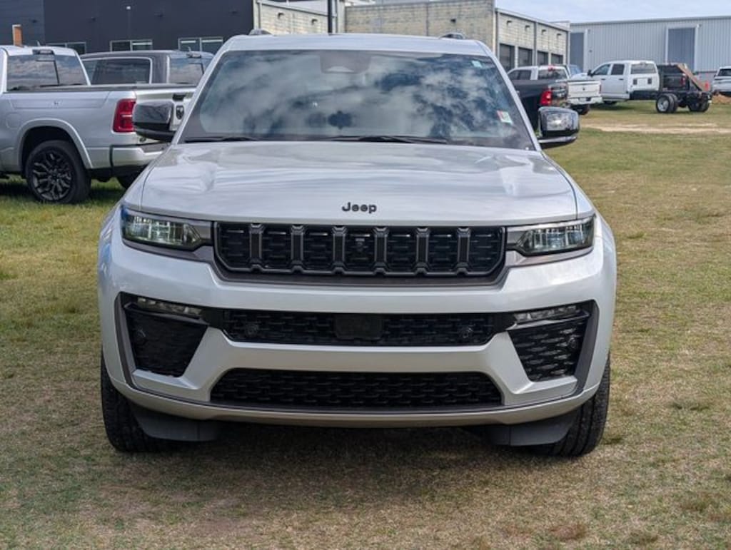 New 2026 Jeep Grand Cherokee LIMITED RESERVE 4X4 Sport Utility