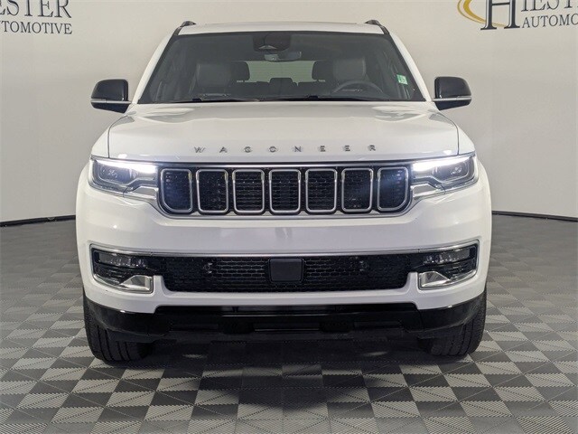 2024 Jeep Wagoneer Base photo 3