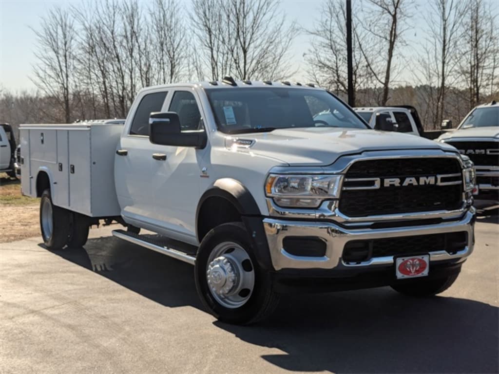 New 2024 Ram 4500 Chassis Cab 4500 TRADESMAN CHASSIS CREW CAB 4X4 84' CA Pickup