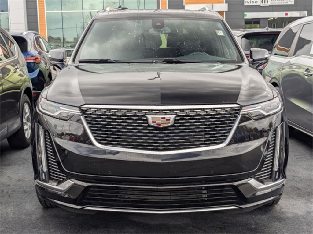 Used 2025 CADILLAC XT6 Premium Luxury SUV
