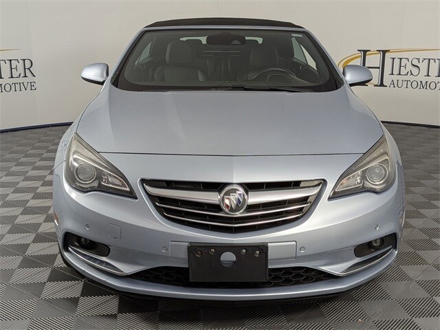 2018 Buick Cascada Premium photo 2