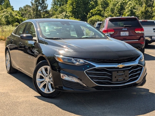 Used 2023 Chevrolet Malibu 1LT with VIN 1G1ZD5ST8PF179632 for sale in Lillington, NC