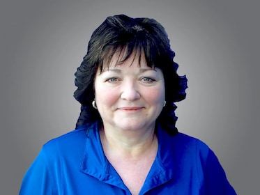 Staff member Kathy Mashburn from 8f3a7ffc1821