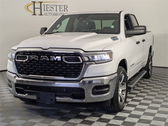 2025 Ram 1500 Tradesman photo 4