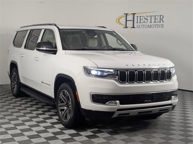 2024 Jeep Wagoneer L Series II photo 2