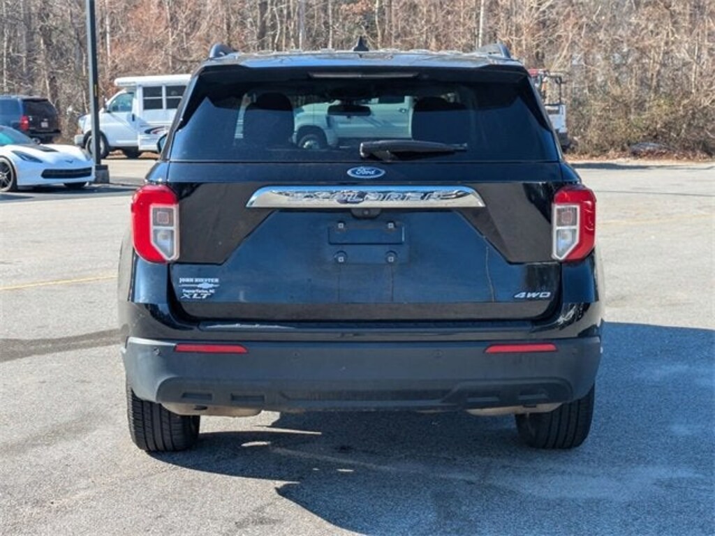 Used 2022 Ford Explorer XLT SUV