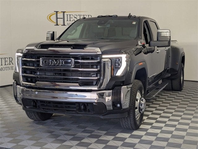 2024 Gmc Sierra 3500 HD SLT photo 4