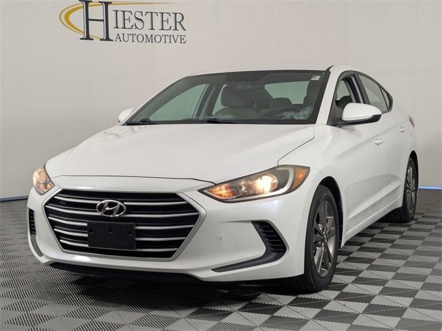 2017 Hyundai Elantra SE photo 3