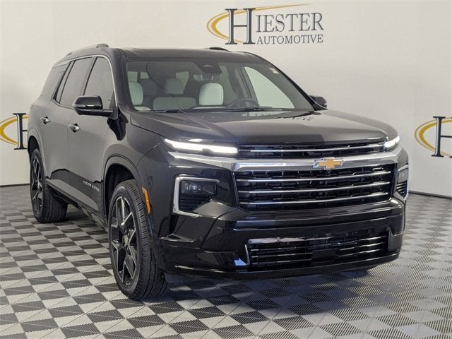 2025 Chevrolet Traverse High Country photo 2