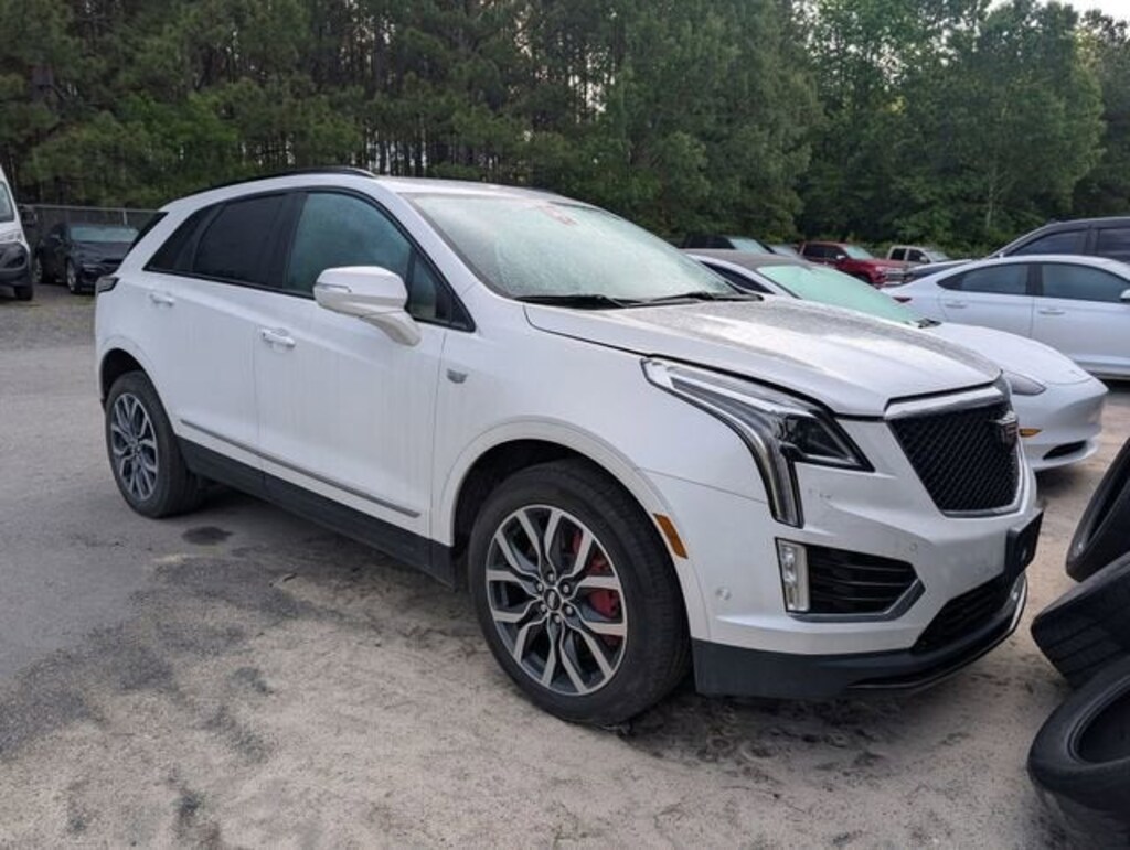Used 2023 CADILLAC XT5 Sport SUV