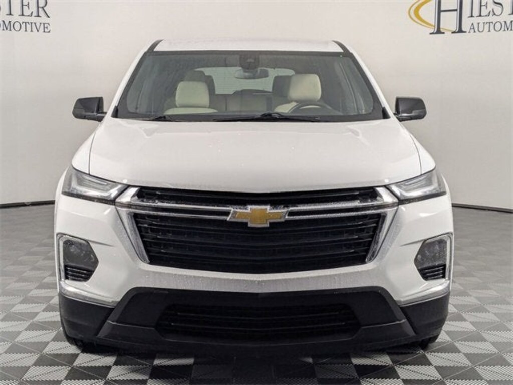 Used 2023 Chevrolet Traverse LS SUV