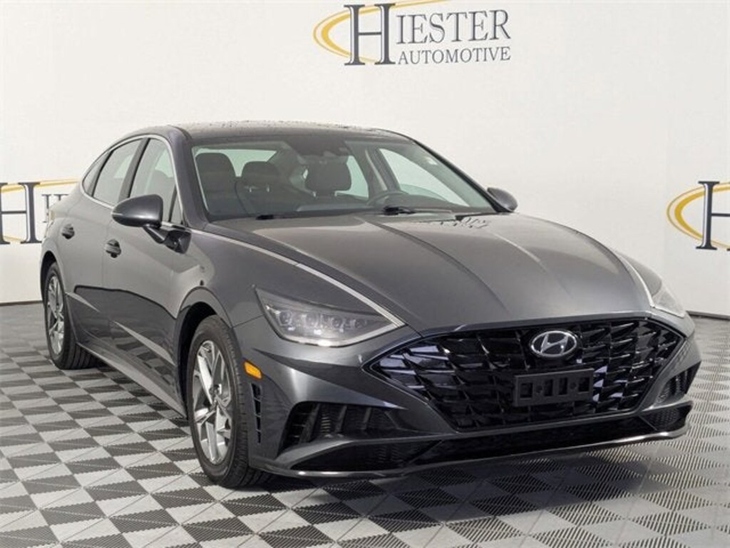 Used 2023 Hyundai Sonata SEL Sedan