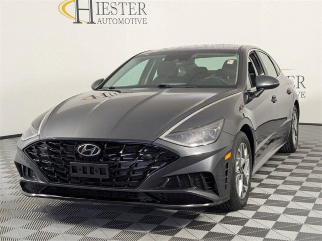 Used 2023 Hyundai Sonata SEL Sedan