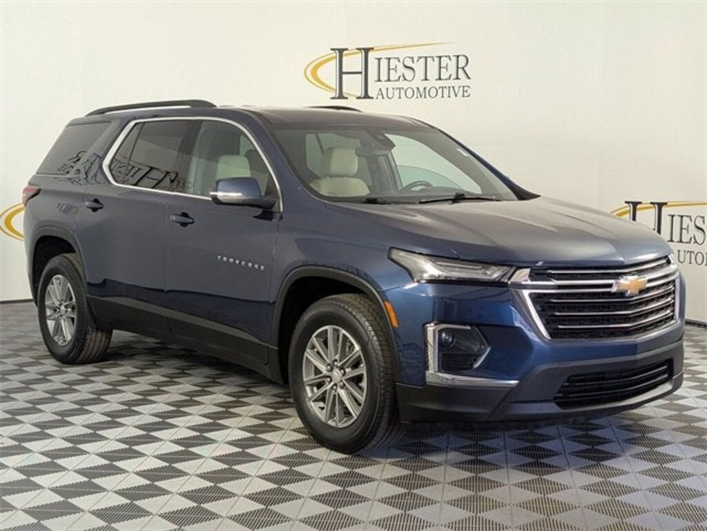 Used 2022 Chevrolet Traverse LT Cloth SUV