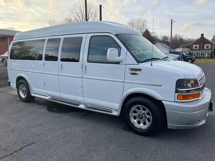 2017 Chevrolet Express 3500 LT Van Extended Passenger Van