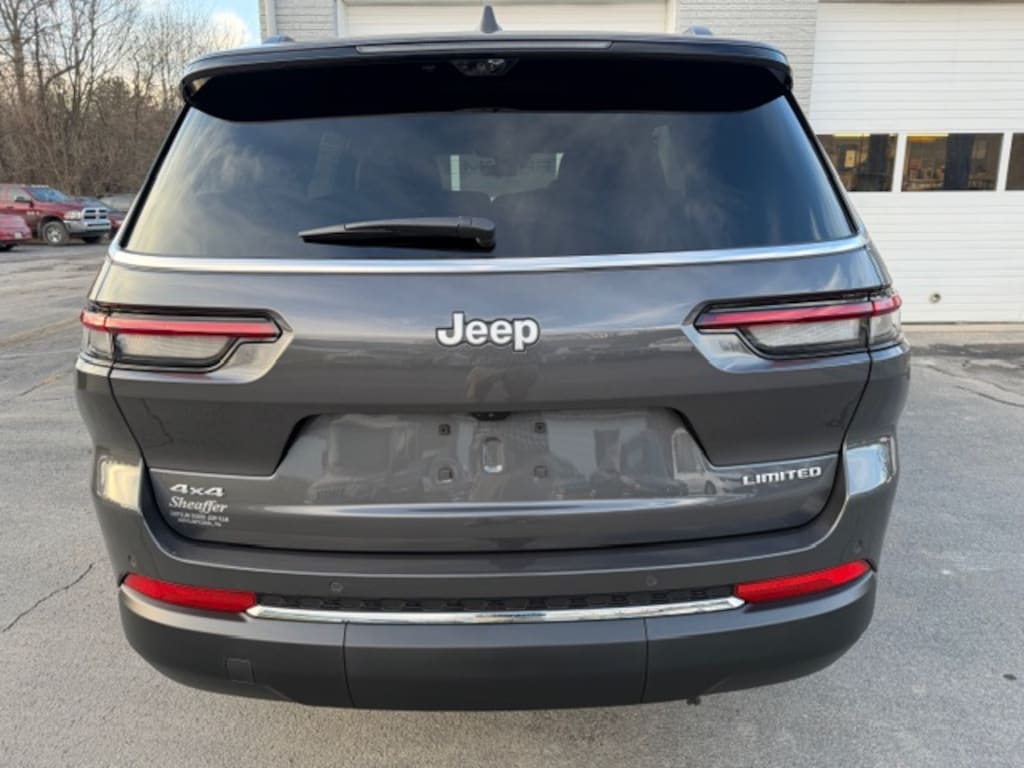 New 2025 Jeep Grand Cherokee L Limited Sport Utility
