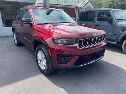 2025 Jeep Grand Cherokee Laredo X Sport Utility