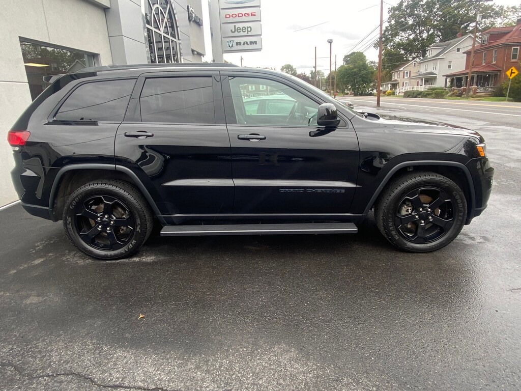 Used 2018 Jeep Grand Cherokee Upland Upland 4x4 *Ltd Avail*