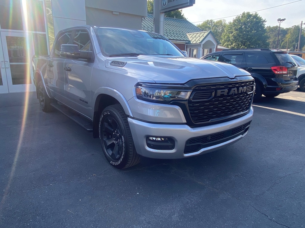 Used 2025 Ram 1500 Big Horn Big Horn 4x4 Crew Cab 57 Box