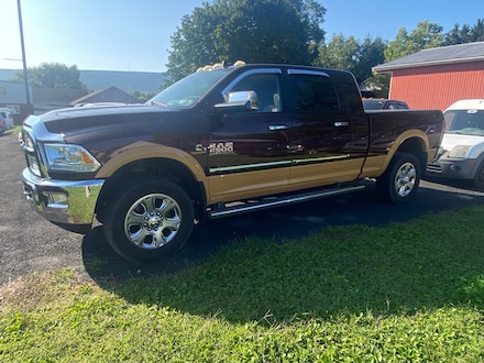 2015 Ram 2500 Laramie 4WD Mega Cab 160.5 Laramie
