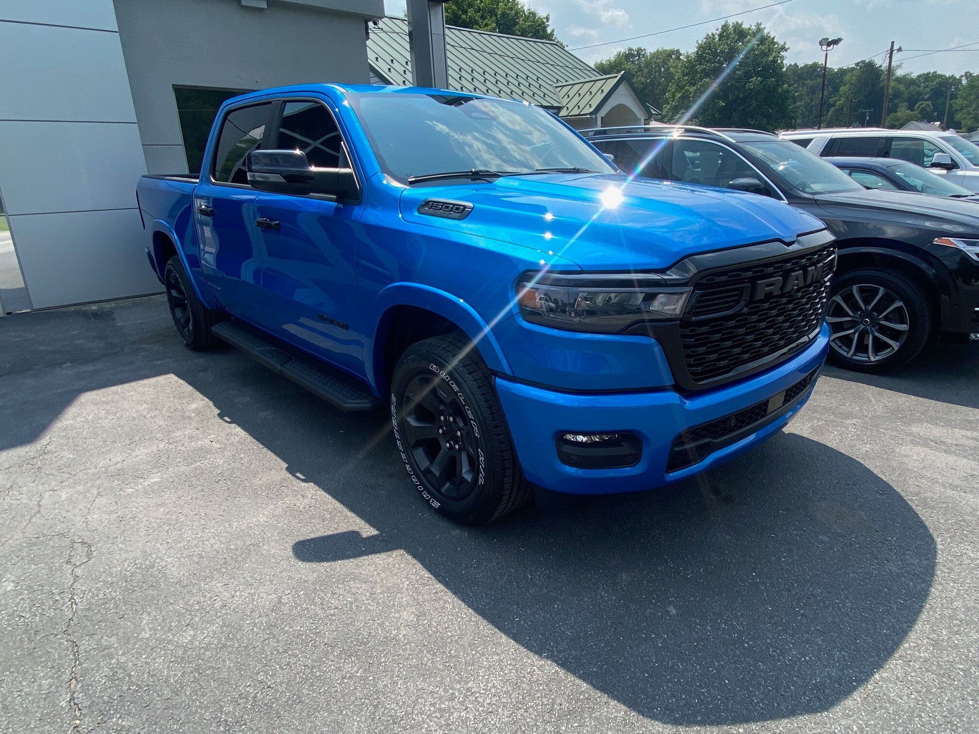 2025 Ram 1500 Big Horn photo 2