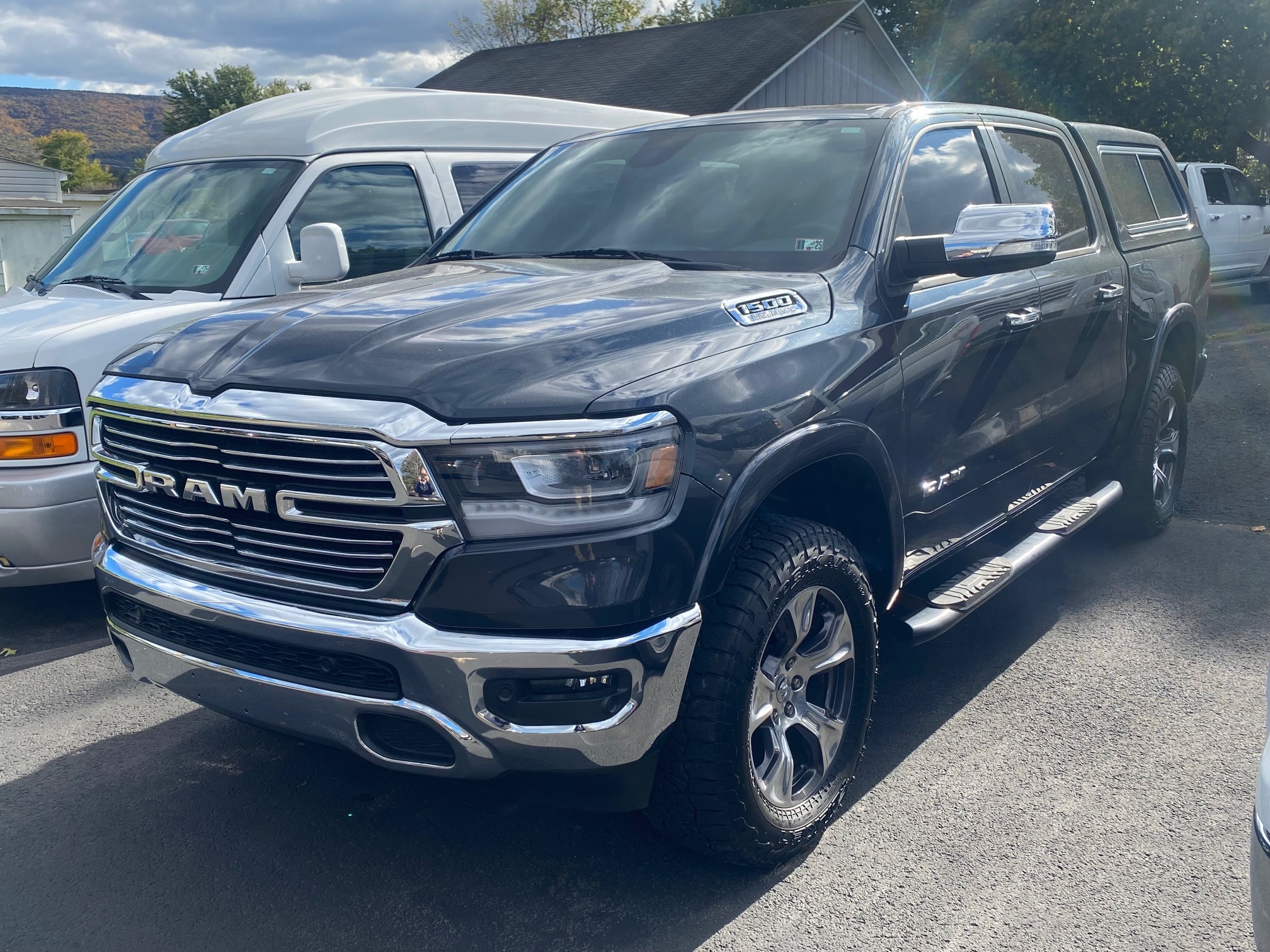 2019 RAM Ram 1500 Pickup Laramie's photo
