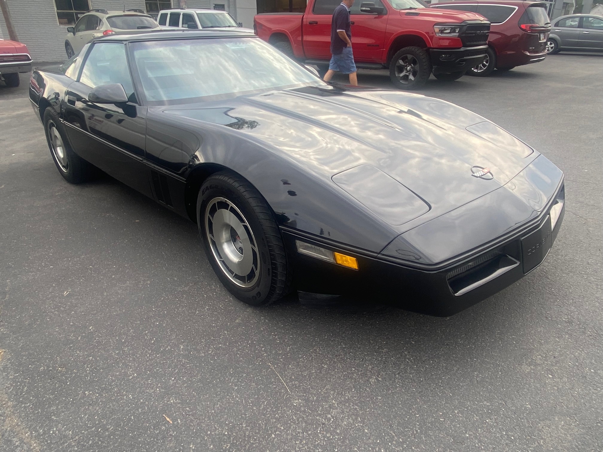 1985 Chevrolet Corvette's photo