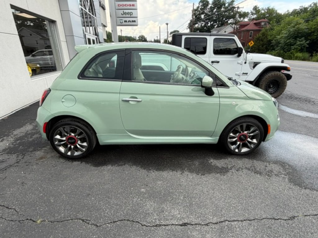 Used 2017 FIAT 500 Pop Pop Hatch