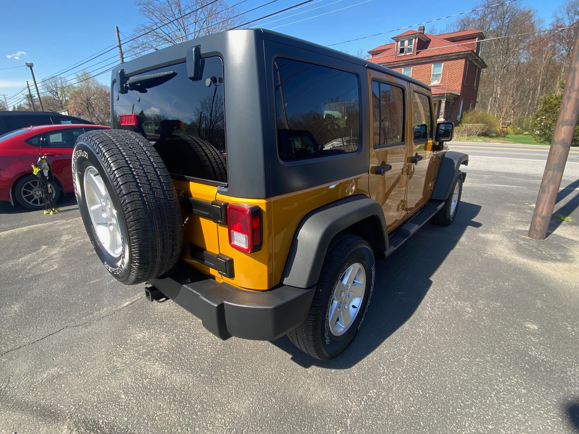 2014 Jeep Wrangler Unlimited Sport photo 3