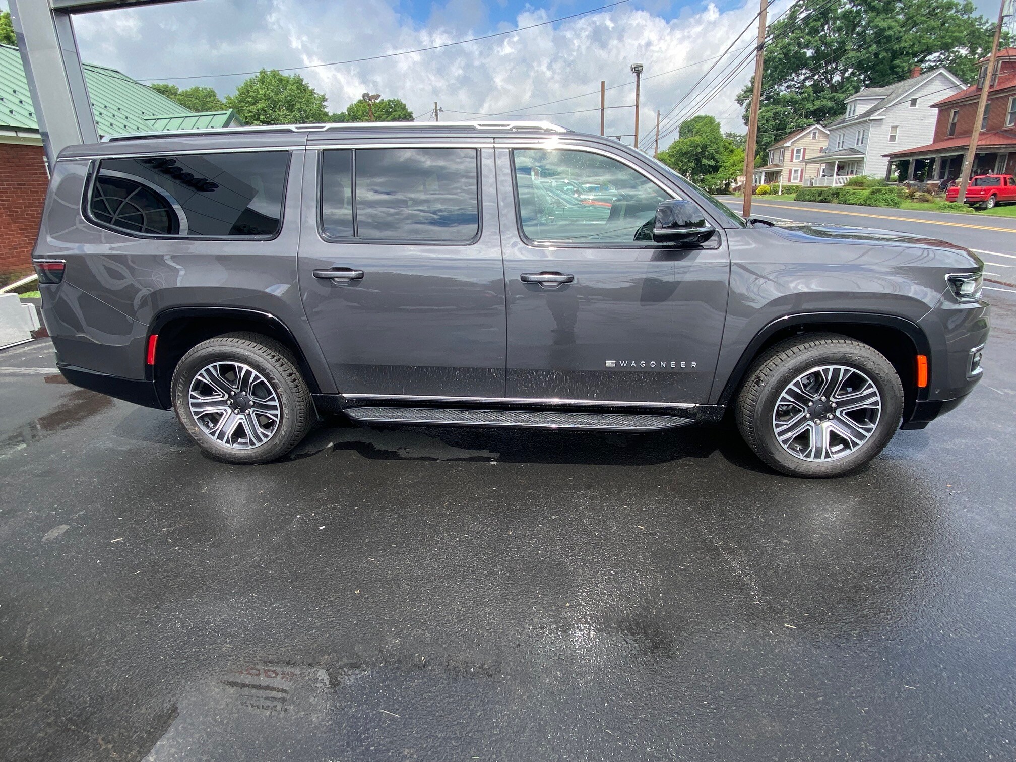 2024 Jeep Wagoneer L Base photo 4