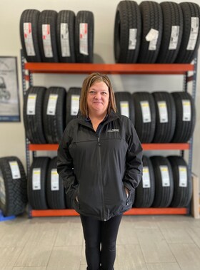 Staff member KIM DOONAN from ID_f33a0358cd12