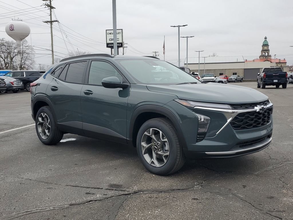 2026 Chevrolet Trax LT - Photo 9