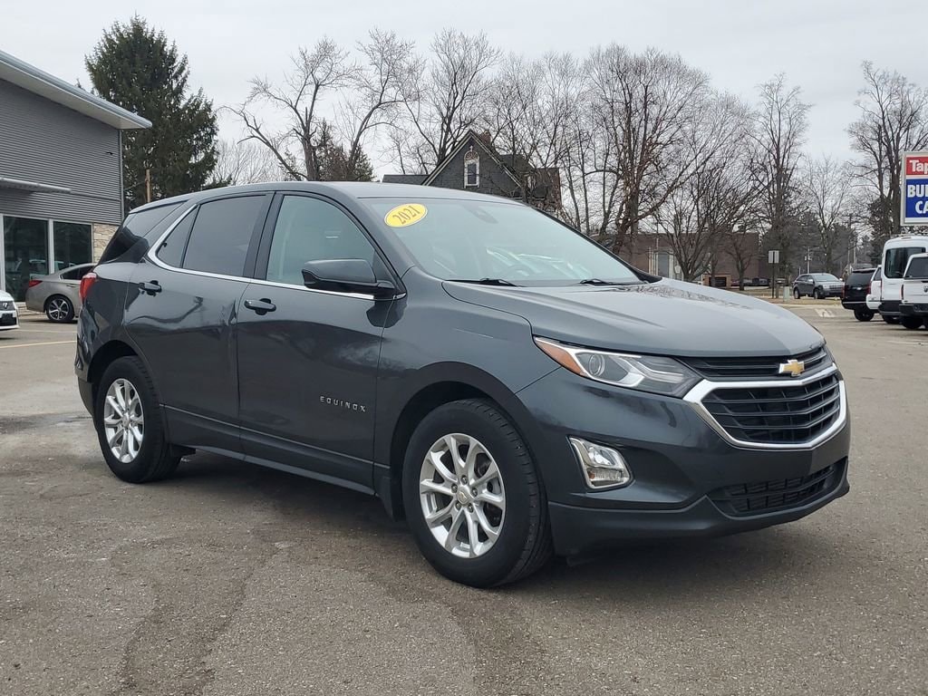 Used 2021 Chevrolet Equinox LT with VIN 2GNAXKEV2M6108690 for sale in Paw Paw, MI