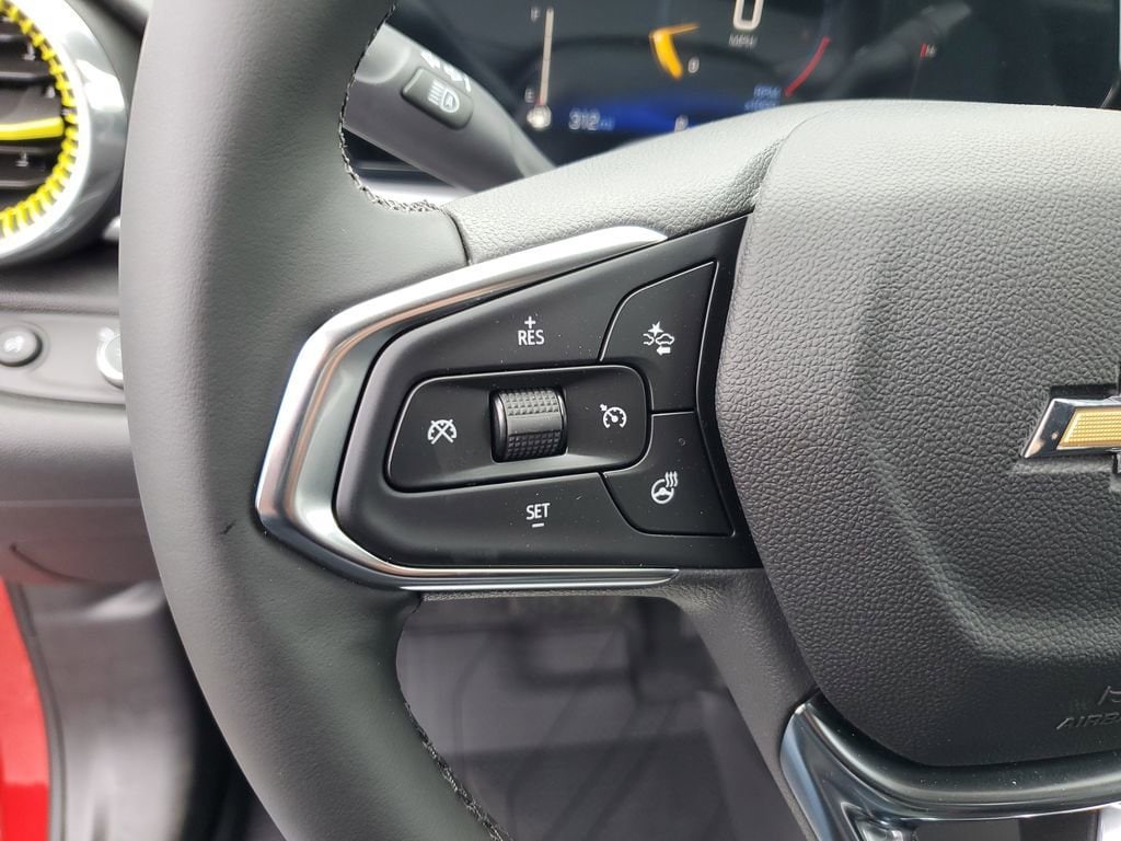 2026 Chevrolet Trax LT - Photo 18
