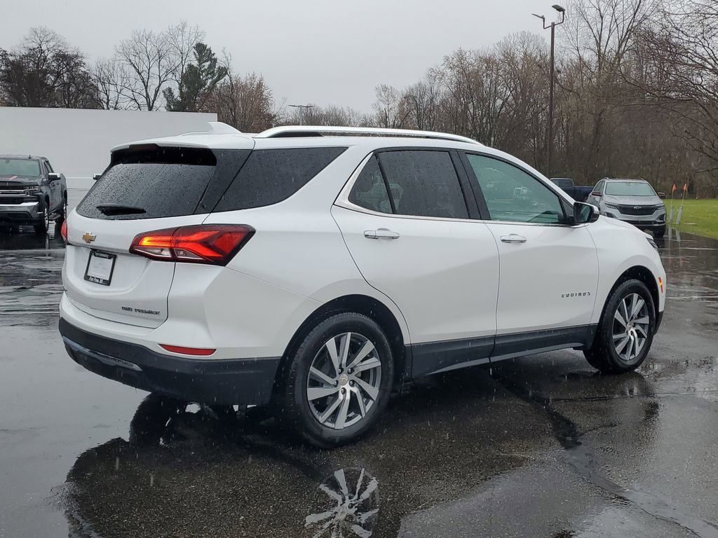 2023 Chevrolet Equinox Premier photo 2