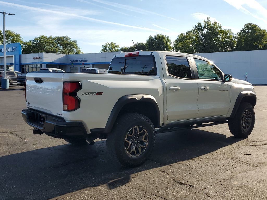 2026 Chevrolet Colorado ZR2 photo 3