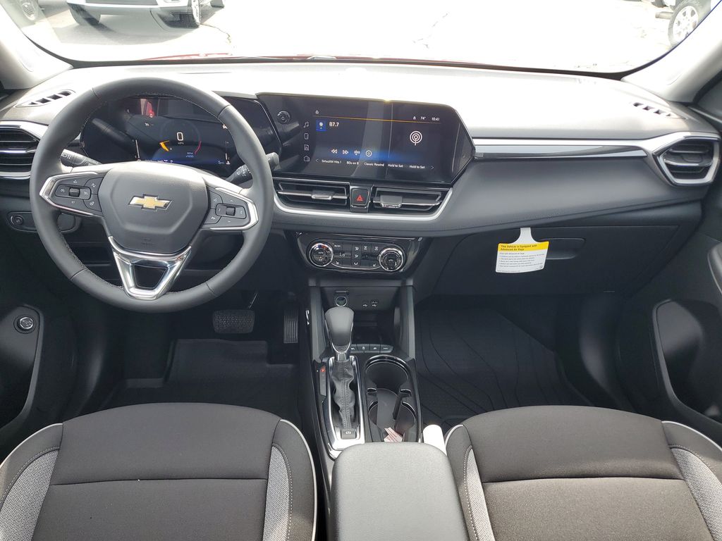 2026 Chevrolet Trailblazer LT - Photo 11
