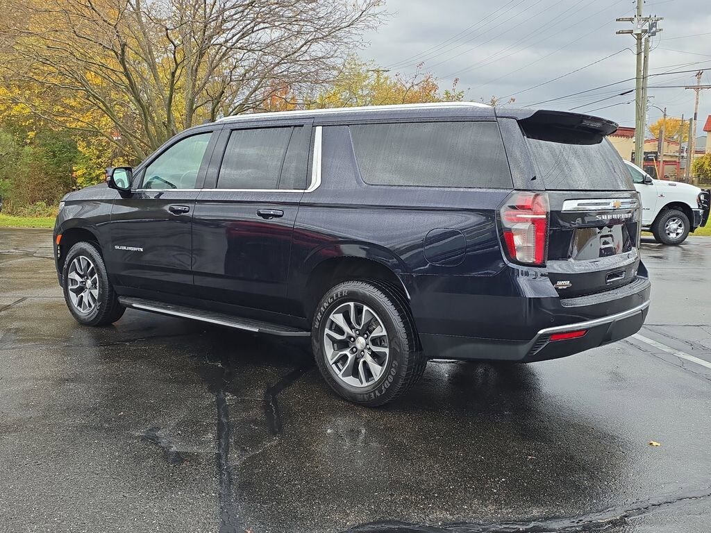 Used 2023 Chevrolet Suburban LT SUV